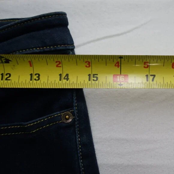 Women's Michael Kors Jeans, Size 6 - Picture 14 of 14